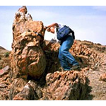 La cartographie géologique est un outil indispensable pour les travaux de l'exploration minière; ell...